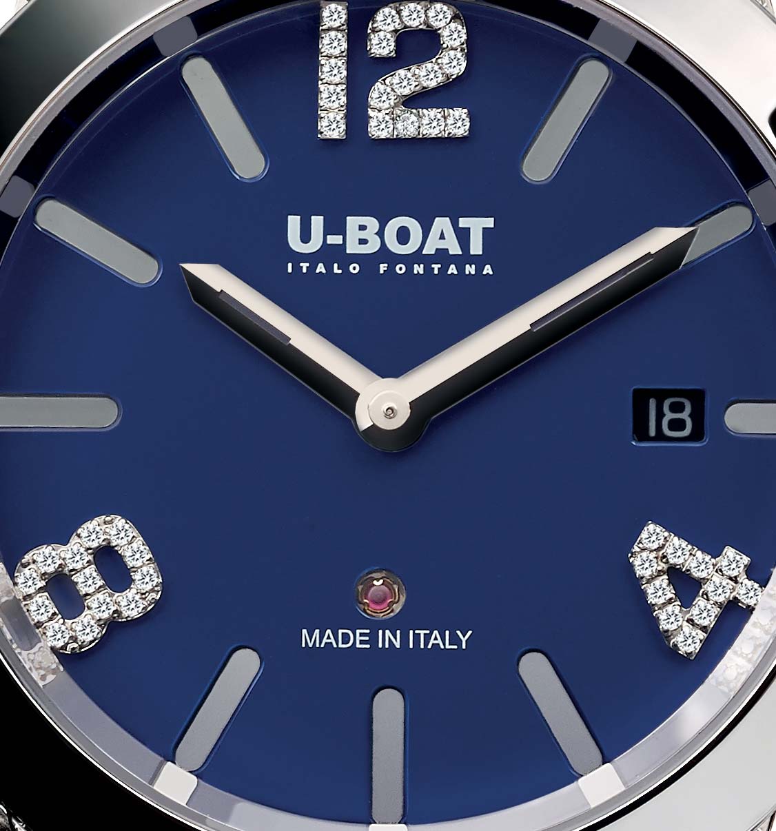 Delicate And Charming UK U-Boat Classico 40 MM 7077 Copy Watches For Your Elegance