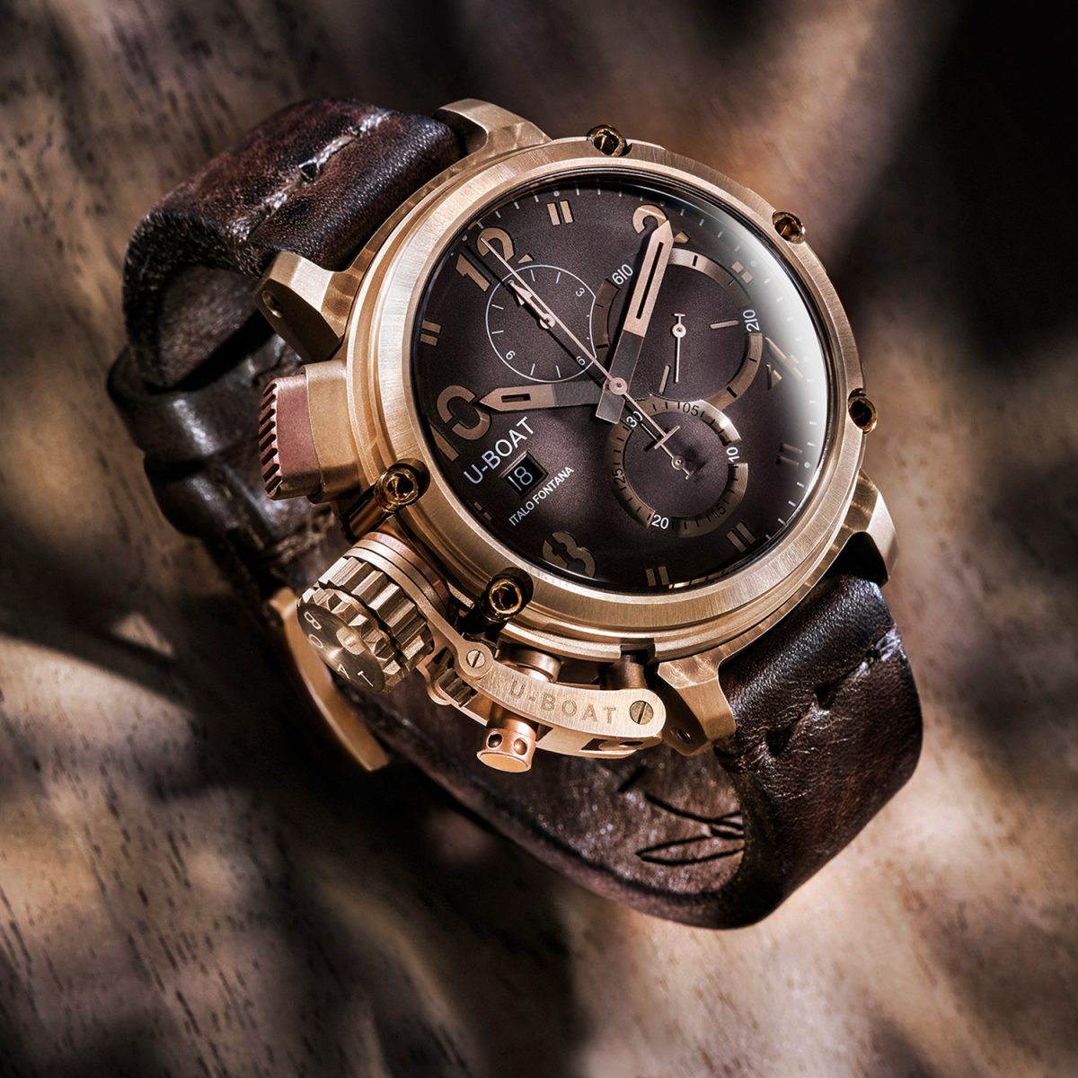 The 46 mm replica watches have brown straps.